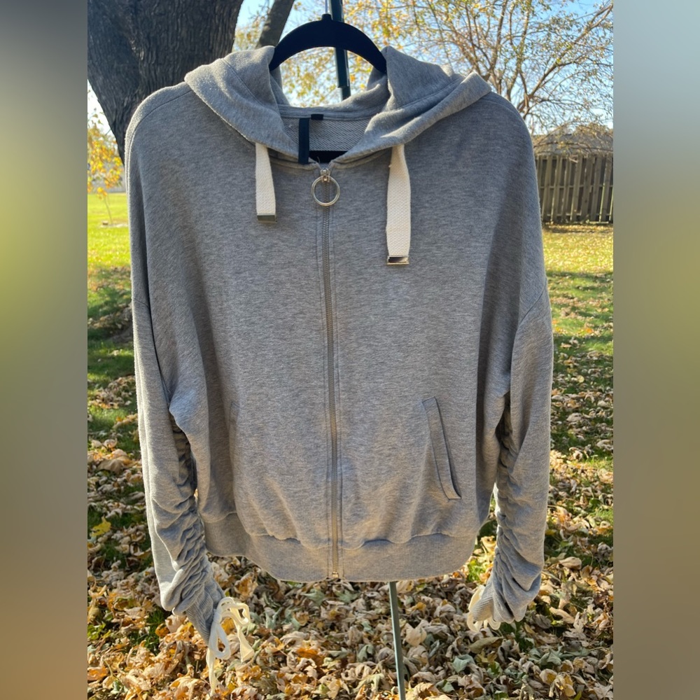 Topshop Boutique Zip-Up Grey Hoodie Sweatshirt with Ruched Sleeve Ties Size 4